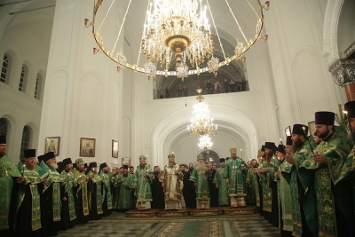 Архиереи Екатеринбургской митрополии совершили всенощное бдение в Свято-Николаевском монастыре в Верхотурье