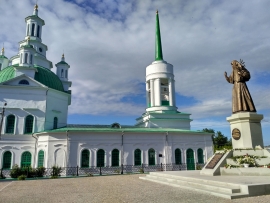 29 июня воздвигнут памятник Елисавете Феодоровне в Алапаевске